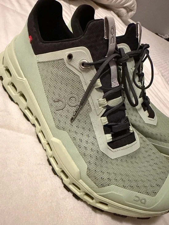 Men’s Athletic Trail Shoes in Sage and Black - Picture 2 of 5